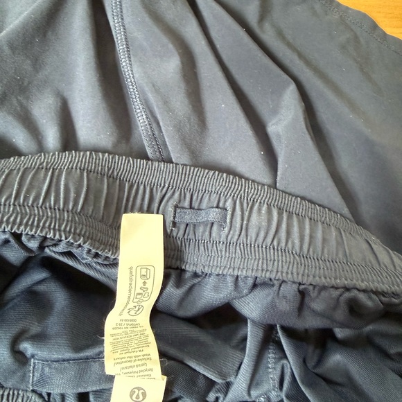 Lightly used LuluLemon Pace Crush High Rise Short 2.5” - Picture 4 of 5